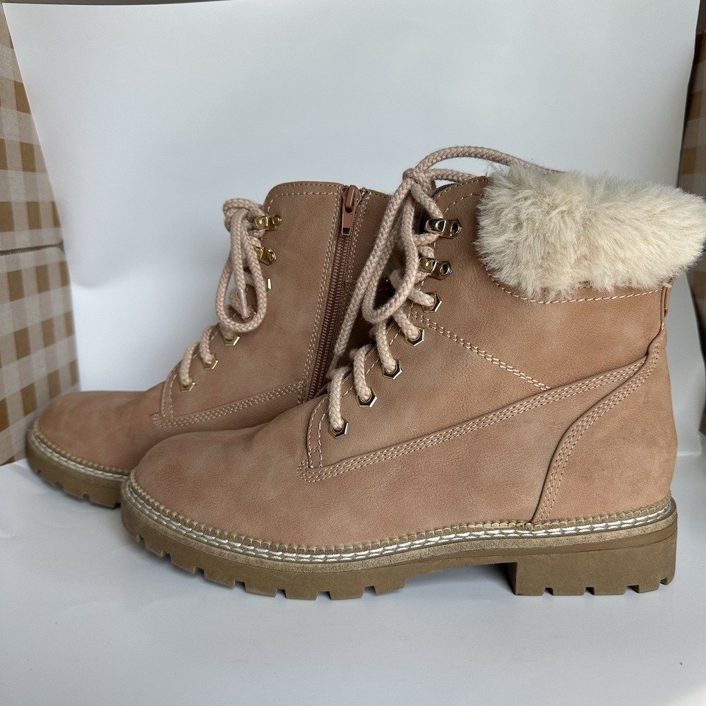 Steve Madden Women's Alaska Faux Fur Trimmed Winter Boot Size 9 Nude‎